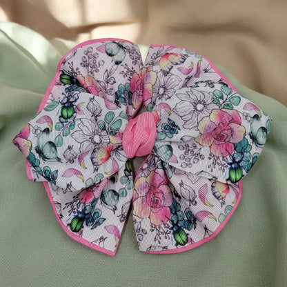 Floral Bow Showcase